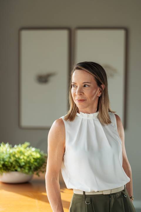 felipe-lopes-fotografia-fotografo-em-osorio-rio-grande-do-sul-litoral-norte-ensaio-empresarial-em-casa-dra-betania-ginecologista-em-santo-antonio-da-patrulha-retratos-profissionais-espontaneos'