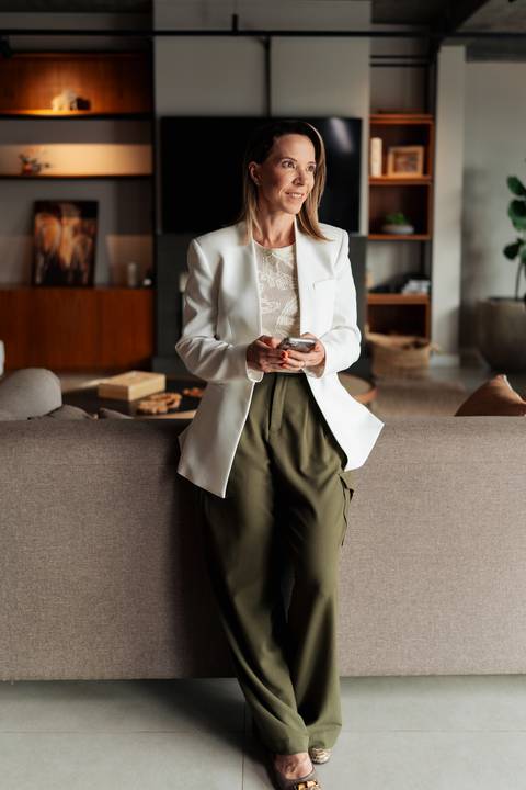 felipe-lopes-fotografia-fotografo-em-osorio-rio-grande-do-sul-litoral-norte-ensaio-empresarial-em-casa-dra-betania-ginecologista-em-santo-antonio-da-patrulha-retratos-profissionais-espontaneos'