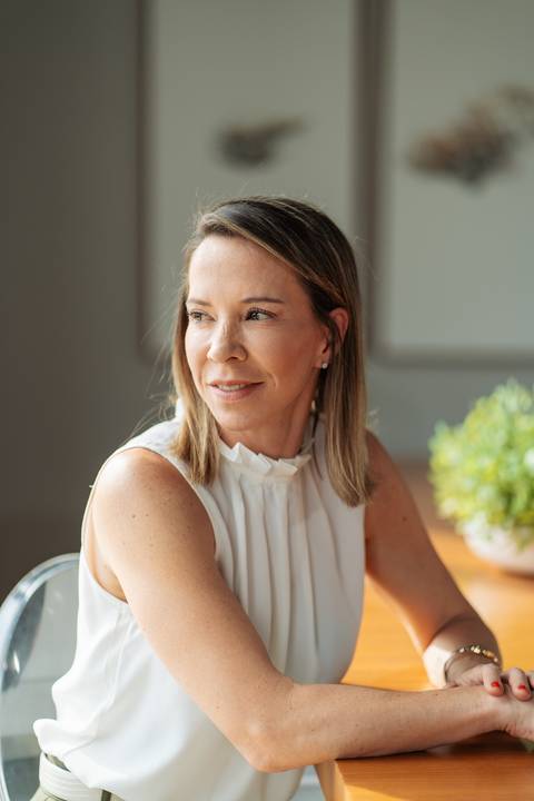 felipe-lopes-fotografia-fotografo-em-osorio-rio-grande-do-sul-litoral-norte-ensaio-empresarial-em-casa-dra-betania-ginecologista-em-santo-antonio-da-patrulha-retratos-profissionais-espontaneos'