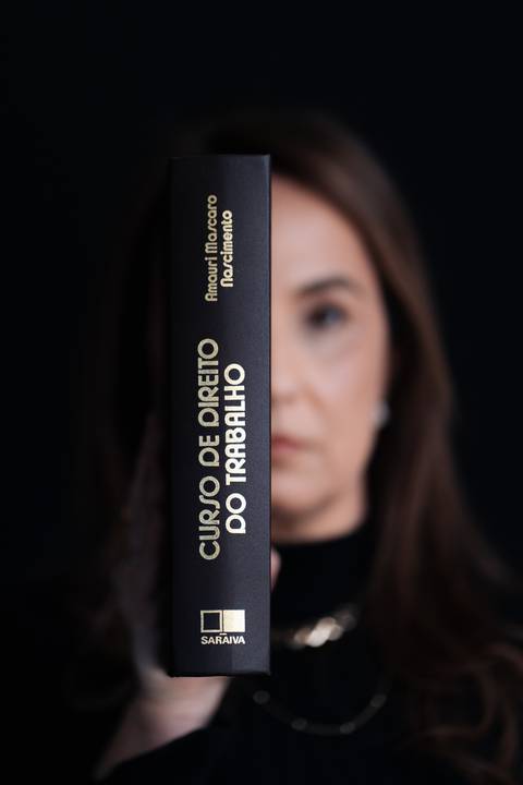 felipe-lopes-fotografia-fotógrafo-em-osorio-ensaio-feminino-50-anos-estúdio-movel-empresarial-e-pessoal-externo-natureza-sol-violao'