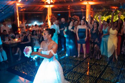 felipe-lopes-fotografia-fotografo-em-osorio-litoral-norte-gaucho-rs-cerimonia-de-casamento-na-igreja-católica-em-novo-hamburgo-festa-de-casamento'