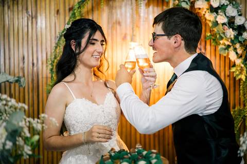 felipe-lopes-fotografia-fotografo-em-osorio-litoral-norte-gaucho-rs-cerimonia-de-casamento-na-igreja-católica-noivos-jovens-recepcao-de-casamento'