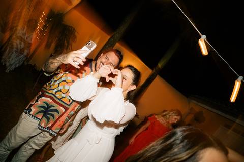 felipe-lopes-fotografia-fotografo-em-osorio-rio-grande-do-sul-cerimonia-de-casamento-intimista-recepcao-e-festa-em-casa-piscina-banda-casal-jovem-noivos-em-xangri-la'