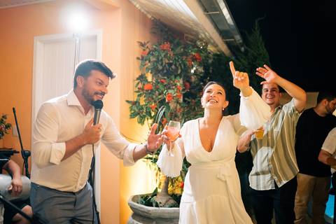 felipe-lopes-fotografia-fotografo-em-osorio-rio-grande-do-sul-cerimonia-de-casamento-intimista-recepcao-e-festa-em-casa-piscina-banda-casal-jovem-noivos-em-xangri-la'