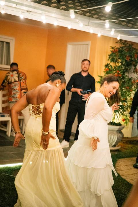 felipe-lopes-fotografia-fotografo-em-osorio-rio-grande-do-sul-cerimonia-de-casamento-intimista-recepcao-e-festa-em-casa-piscina-banda-casal-jovem-noivos-em-xangri-la'