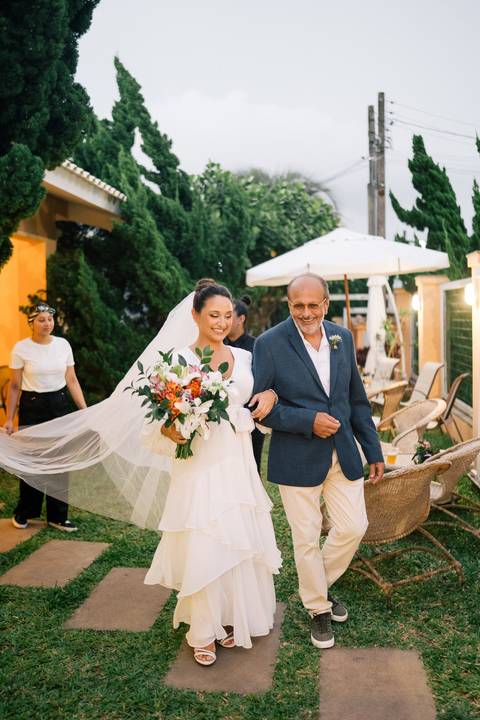 felipe-lopes-fotografia-fotografo-em-osorio-rio-grande-do-sul-cerimonia-de-casamento-intimista-recepcao-e-festa-em-casa-piscina-banda-casal-jovem-noivos-em-xangri-la'