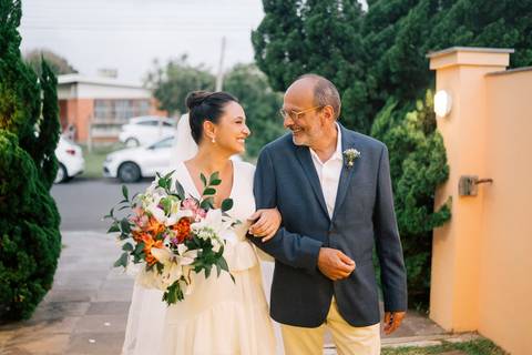 felipe-lopes-fotografia-fotografo-em-osorio-rio-grande-do-sul-cerimonia-de-casamento-intimista-recepcao-e-festa-em-casa-piscina-banda-casal-jovem-noivos-em-xangri-la'