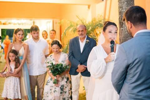 felipe-lopes-fotografia-fotografo-em-osorio-rio-grande-do-sul-cerimonia-de-casamento-intimista-recepcao-e-festa-em-casa-piscina-banda-casal-jovem-noivos-em-xangri-la'