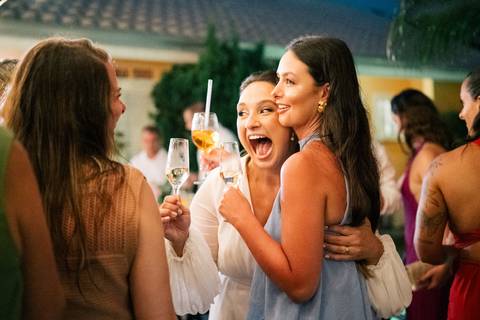 felipe-lopes-fotografia-fotografo-em-osorio-rio-grande-do-sul-cerimonia-de-casamento-intimista-recepcao-e-festa-em-casa-piscina-banda-casal-jovem-noivos-em-xangri-la'