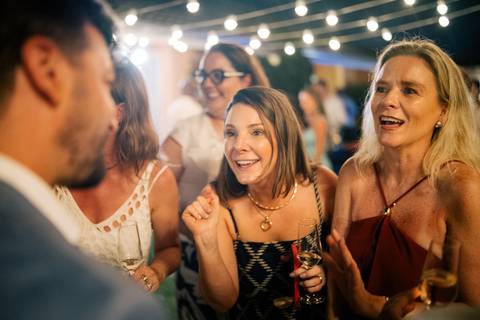 felipe-lopes-fotografia-fotografo-em-osorio-rio-grande-do-sul-cerimonia-de-casamento-intimista-recepcao-e-festa-em-casa-piscina-banda-casal-jovem-noivos-em-xangri-la'