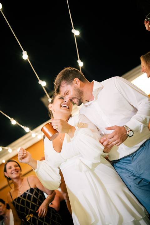 felipe-lopes-fotografia-fotografo-em-osorio-rio-grande-do-sul-cerimonia-de-casamento-intimista-recepcao-e-festa-em-casa-piscina-banda-casal-jovem-noivos-em-xangri-la'