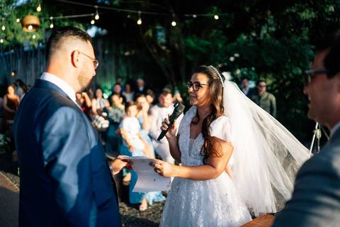 fotografo-em-osorio-litoral-norte-rio-grande-do-sul-felipe-lopes-fotografia-cerimonia-de-casamento-externo-por-do-sol-natureza-paisagem-campo-no-delicias-da-cancela-em-santo-antonio-da-patrulha-noivos'