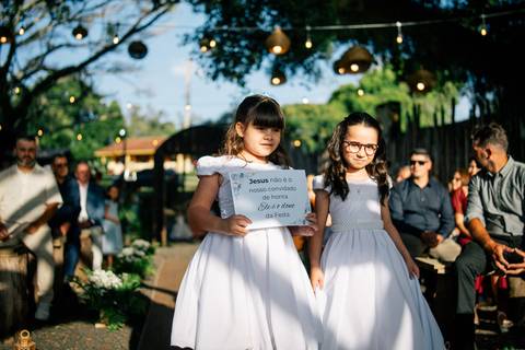 fotografo-em-osorio-litoral-norte-rio-grande-do-sul-felipe-lopes-fotografia-cerimonia-de-casamento-externo-por-do-sol-natureza-paisagem-campo-no-delicias-da-cancela-em-santo-antonio-da-patrulha-noivos'