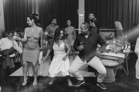 fotografo-em-osorio-litoral-norte-rio-grande-do-sul-felipe-lopes-fotografia-festa-de-formatura-de-arquitetura-na-saba-em-atlantida'