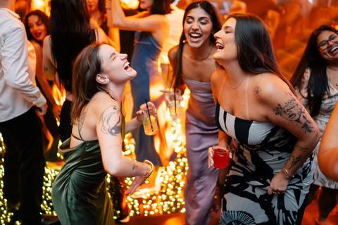 fotografo-em-osorio-litoral-norte-rio-grande-do-sul-felipe-lopes-fotografia-festa-de-formatura-de-arquitetura-na-saba-em-atlantida'