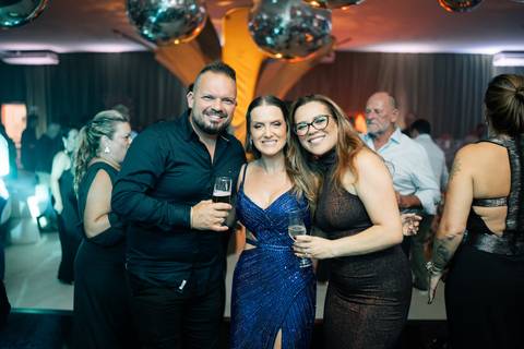 fotografo-em-osorio-litoral-norte-rio-grande-do-sul-felipe-lopes-fotografia-festa-de-formatura-de-arquitetura-na-saba-em-atlantida'