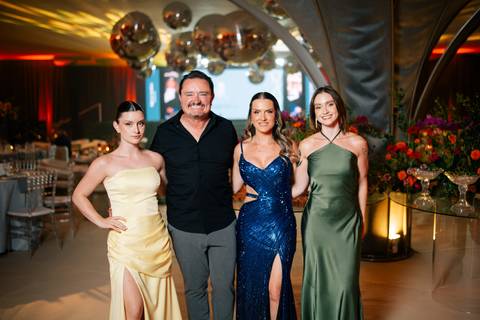 fotografo-em-osorio-litoral-norte-rio-grande-do-sul-felipe-lopes-fotografia-festa-de-formatura-de-arquitetura-na-saba-em-atlantida'