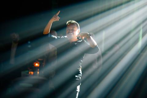 fotografo-em-osorio-litoral-norte-rio-grande-do-sul-felipe-lopes-fotografia-festa-de-formatura-de-arquitetura-na-saba-em-atlantida'