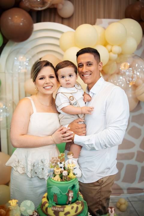 fotografo-em-osorio-litoral-norte-do-rio-grande-do-sul-felipe-lopes-fotografia-festa-de-1-aninho-de-zafari-menino-em-tramandai-espaco-medina-com-show-de-magica-bruno-mariotti'