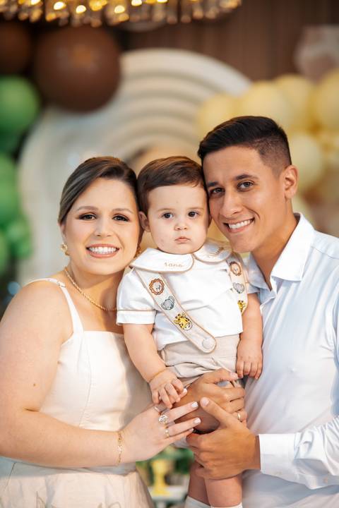 fotografo-em-osorio-litoral-norte-do-rio-grande-do-sul-felipe-lopes-fotografia-festa-de-1-aninho-de-zafari-menino-em-tramandai-espaco-medina-com-show-de-magica-bruno-mariotti'