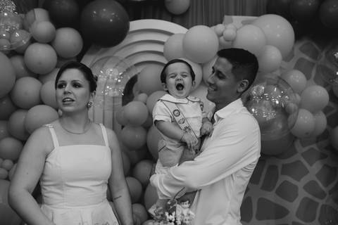 fotografo-em-osorio-litoral-norte-do-rio-grande-do-sul-felipe-lopes-fotografia-festa-de-1-aninho-de-zafari-menino-em-tramandai-espaco-medina-com-show-de-magica-bruno-mariotti'