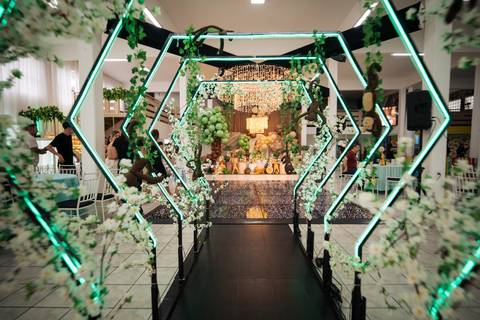 fotografo-em-osorio-litoral-norte-do-rio-grande-do-sul-felipe-lopes-fotografia-festa-de-1-aninho-de-zafari-menino-em-tramandai-espaco-medina-com-show-de-magica-bruno-mariotti'