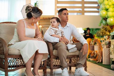 fotografo-em-osorio-litoral-norte-do-rio-grande-do-sul-felipe-lopes-fotografia-festa-de-1-aninho-de-zafari-menino-em-tramandai-espaco-medina-com-show-de-magica-bruno-mariotti'