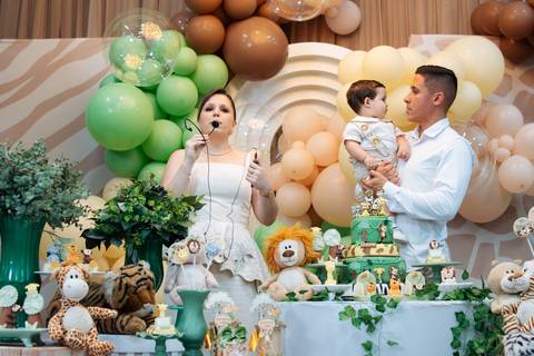 fotografo-em-osorio-litoral-norte-do-rio-grande-do-sul-felipe-lopes-fotografia-festa-de-1-aninho-de-zafari-menino-em-tramandai-espaco-medina'