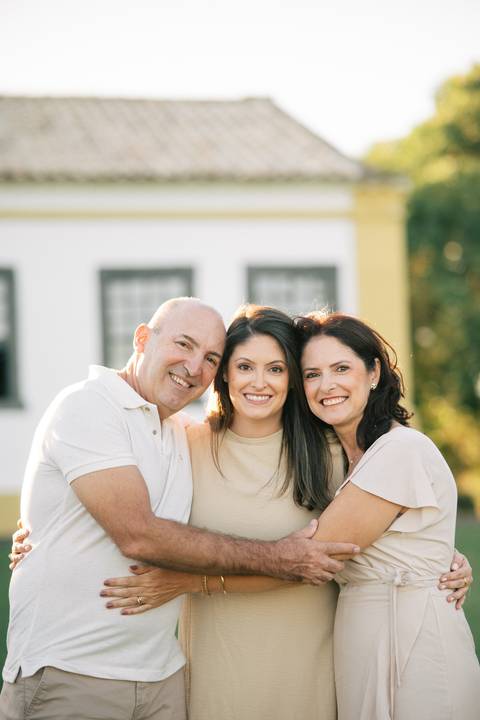 fotografo-em-osorio-litoral-norte-do-rio-grande-do-sul-ensaio-de-familia-grande-geracoes-fotos-leves-espontaneas-atemporais-externas-por-do-sol-parque-historico-osorio-rs'