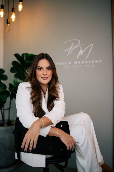 fotografo-em-osorio-litoral-norte-rio-grande-do-sul-felipe-lopes-fotografia-ensaio-empresarial-agencia-de-marketing-retratos-individuais-equipe-ambientadas-estudio-paula-madalena-fotos-profissionais'