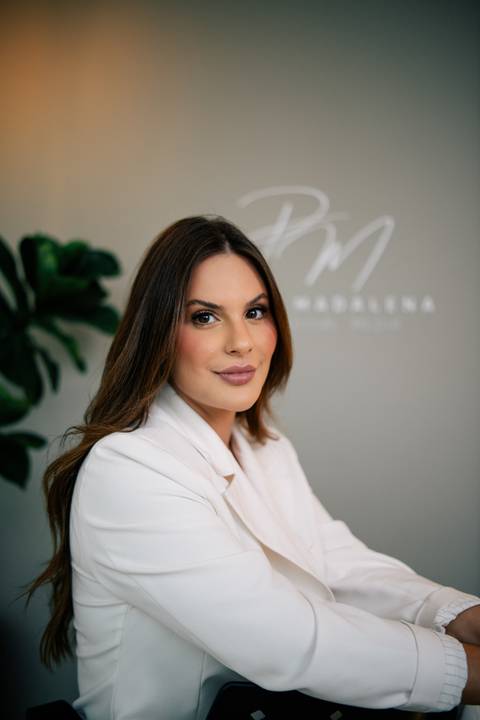 fotografo-em-osorio-litoral-norte-rio-grande-do-sul-felipe-lopes-fotografia-ensaio-empresarial-agencia-de-marketing-retratos-individuais-equipe-ambientadas-estudio-paula-madalena-fotos-profissionais'