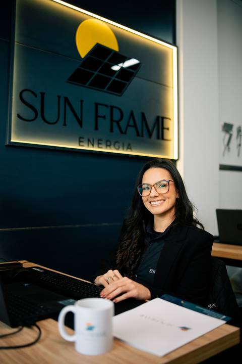 fotografo-em-osorio-litoral-norte-rio-grande-do-sul-felipe-lopes-fotografia-ensaio-empresarial-empresa-de-energia-solar-sun-frame-fotos-equipe-retratos-individuais'