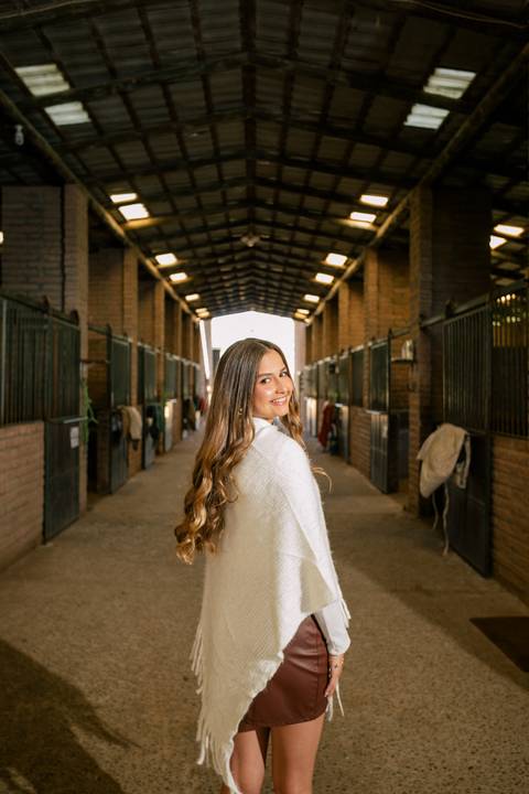 fotografo-em-osorio-litoral-norte-rio-grande-do-sul-felipe-lopes-fotografia-ensaio-de-xv-anos-quinze-no-campo-ct-guto-freire-cavalos-violino-por-do-sol-familia'