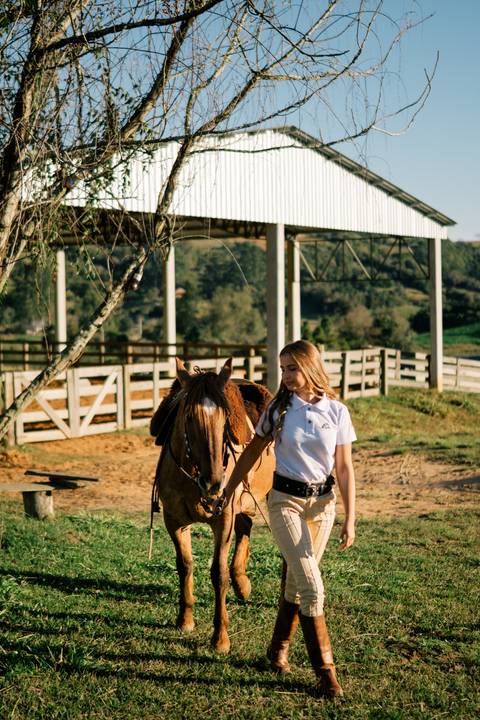 fotografo-em-osorio-litoral-norte-rio-grande-do-sul-felipe-lopes-fotografia-ensaio-de-xv-anos-quinze-no-campo-ct-guto-freire-cavalos-violino-por-do-sol-familia'