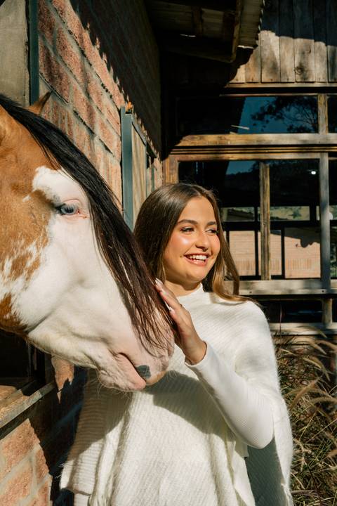 fotografo-em-osorio-litoral-norte-rio-grande-do-sul-felipe-lopes-fotografia-ensaio-de-xv-anos-quinze-no-campo-ct-guto-freire-cavalos-violino-por-do-sol-familia'