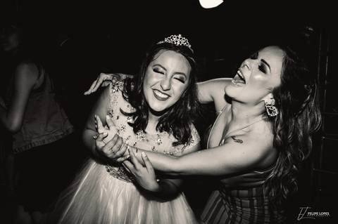 15 Anos - Giovanna Claro

Foto: Felipe Lopes Fotografia

Local: A.F.M.O. - Osório- RS

Decoração: Katia Kennes Decorações

Animação: Vip Show Bar Eventos

Make e Penteado : May May 

'