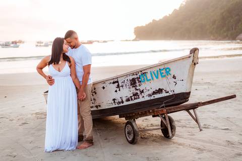 pre-wedding-pamela-jonatas-praia-das-conchas-guaruja-may-e-jose-fotografia'