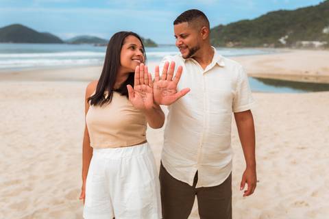 pre-wedding-pamela-jonatas-praia-das-conchas-guaruja-may-e-jose-fotografia'