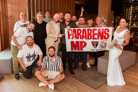 Casamento civil em Sorocaba: confira as fotos de Laura e Guilherme com recepção no Coco Bambu. Registros cheios de emoção feitos por May e José Fotografia'