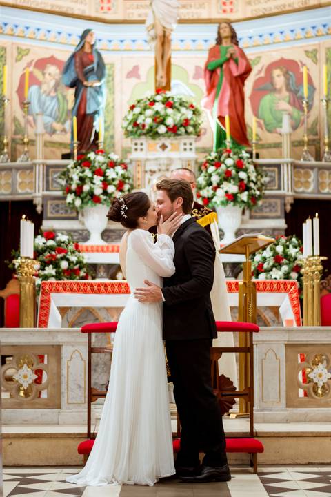 casamento-andréia-e-thalis-laranjal-paulista-igreja-são-joão-batista-registros-cheiro-de-amor-casamento-clássico-may-e-jose-fotografia'