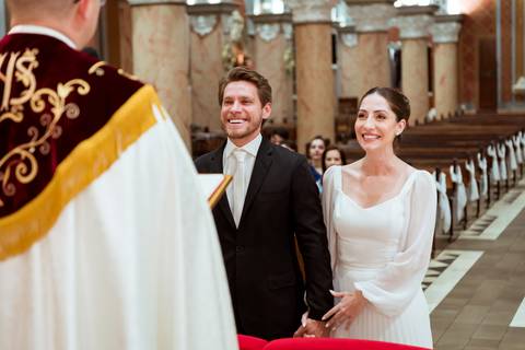 casamento-andréia-e-thalis-laranjal-paulista-igreja-são-joão-batista-registros-cheiro-de-amor-casamento-clássico-may-e-jose-fotografia'