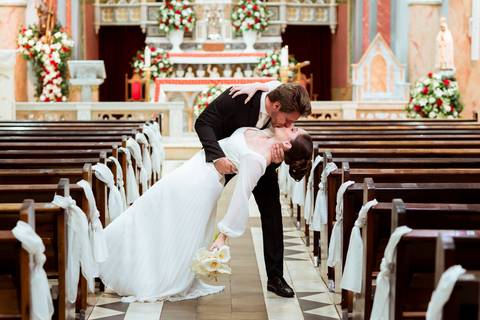 casamento-andréia-e-thalis-laranjal-paulista-igreja-são-joão-batista-registros-cheiro-de-amor-casamento-clássico-may-e-jose-fotografia'