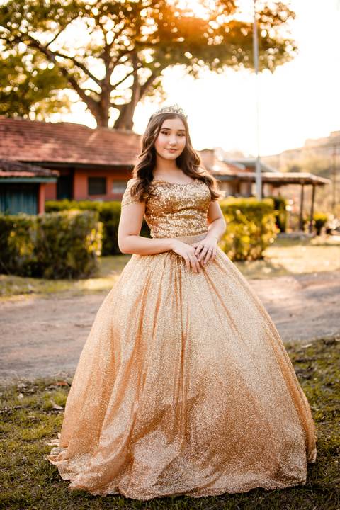 ensaio-15-anos-julia-lopes-debutante-hípica-centaurus-tatuí-registros-cheio-de-amor-ensaio-clássico-a-bela-e-a-fera-may-e-jose-fotografia'