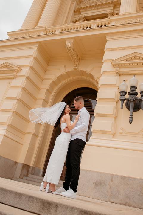 Pré wedding clássico fotografado por May e José Fotografia no Museu do Ipiranga'