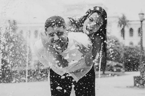 Pré wedding clássico fotografado por May e José Fotografia no Museu do Ipiranga'