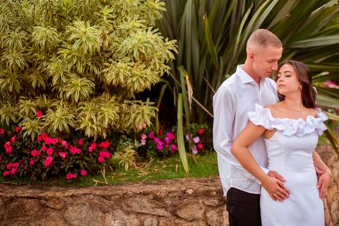 Pré wedding da Letícia e Rodrigo realizado na Rota do Vinho, em São Roque na Vinícola XV de Novembro
 fotografado por May e José Fotografia'