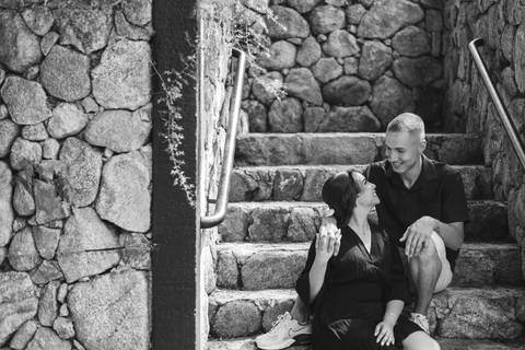 Pré wedding da Letícia e Rodrigo realizado na Rota do Vinho, em São Roque na Vila Don Patto fotografado por May e José Fotografia'