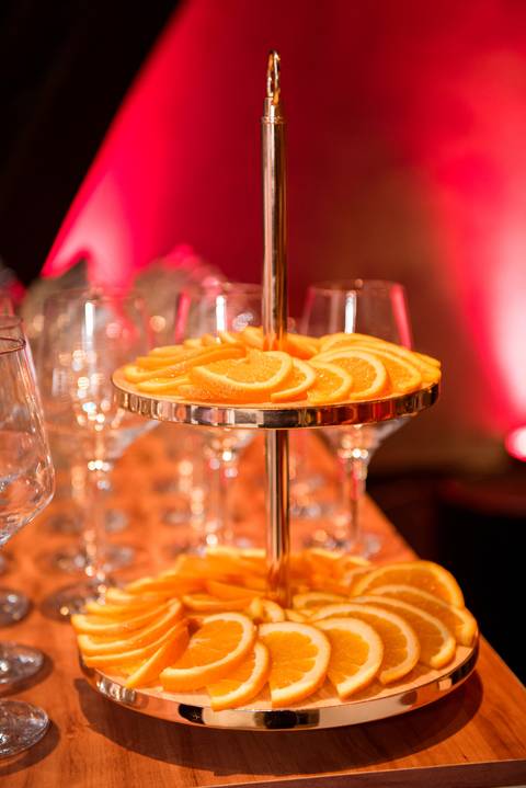 Fotografia de detalhes da decoração da festa de 15 anos da Júlia por May e José Fotografia.'