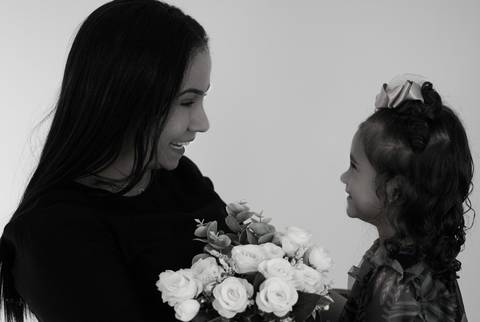 Dia das mães Tabata e Laura
'