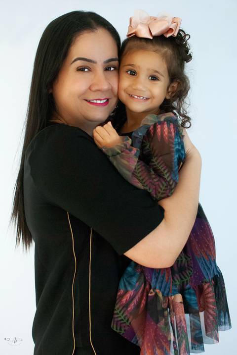 Dia das mães Tabata e Laura
'